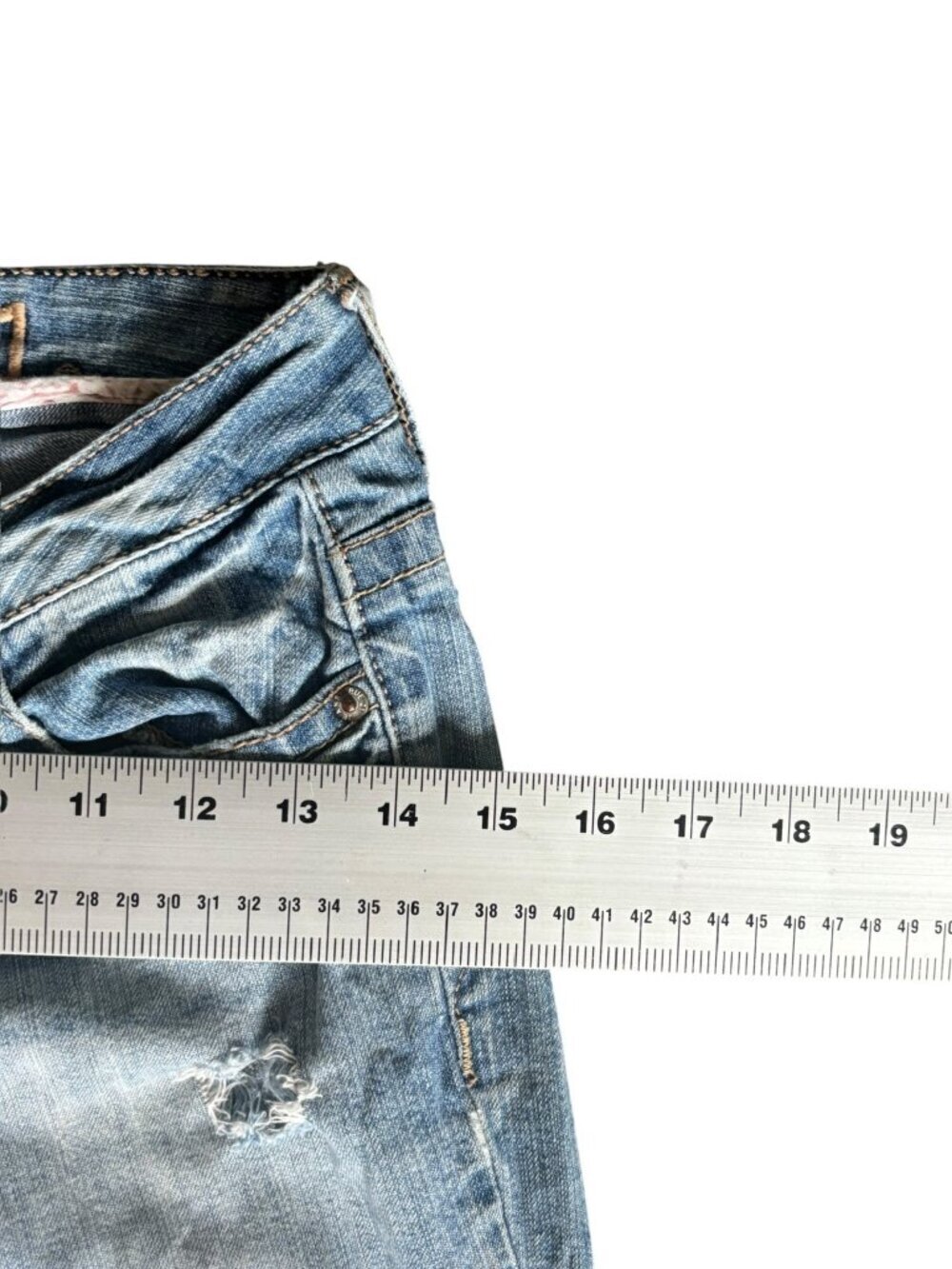 Rue 21 Women’s Light Blue Distressed Jeans - Picture 5 of 8